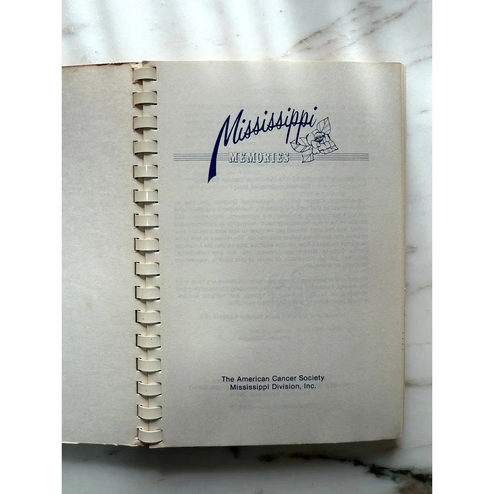 1981 Vintage Mississippi Memories Cookbook Southern Community Recipes